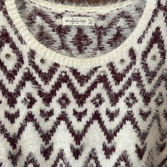 Abercrombie & Fitch Womens Sweater M/L Burgundy White Fuzzy Embellished Knit - Picture 2 of 4